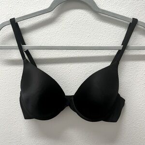 Victoria Secret Smooth Black Bra 36B